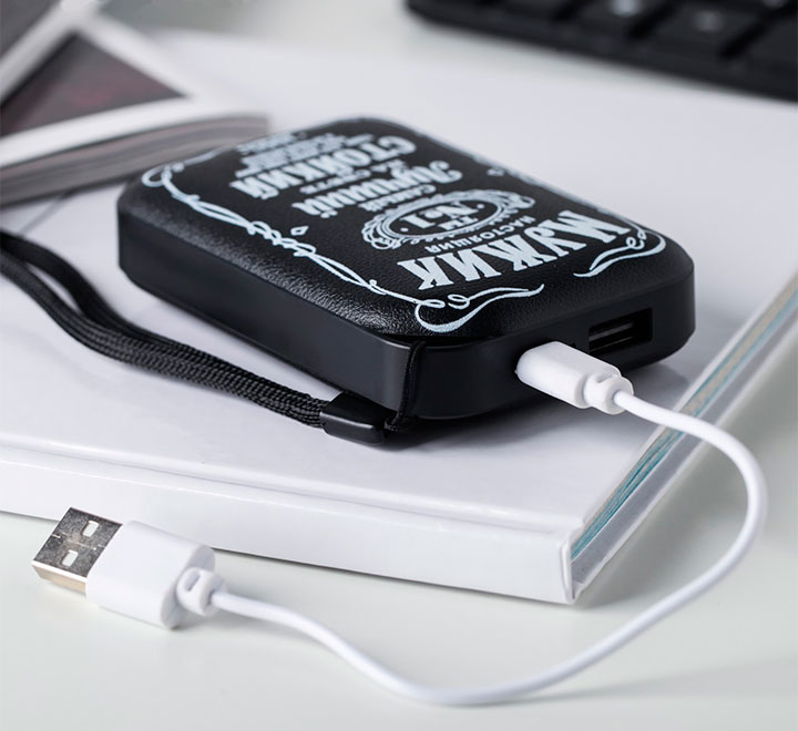 Аналоги Портативный аккумулятор «Мужик лучший стойкий», 5500 mAh фото 0